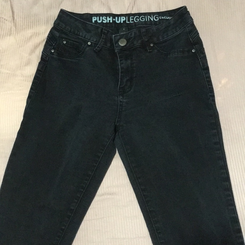 Refuge plain black jeans